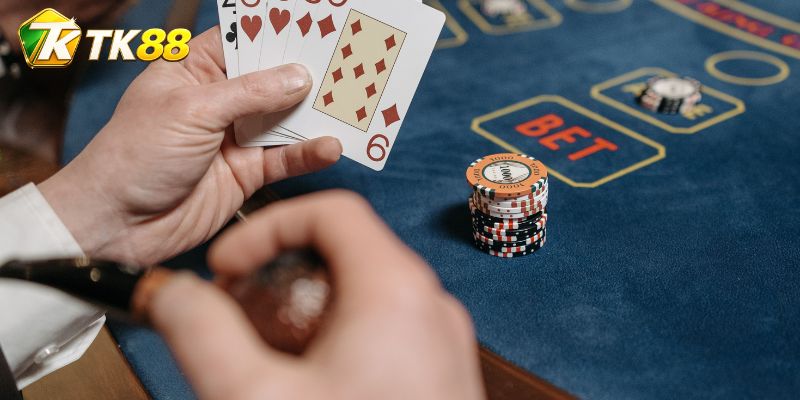 Tiến Lên Bốn Người: Sự thay đổi quyền chặn sau mỗi lượt bỏ qua